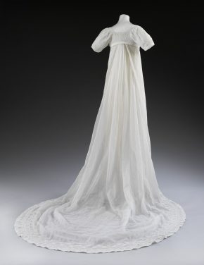 玛丽道尔顿Norcliffe婚纱的看法,1807年©博物馆收藏