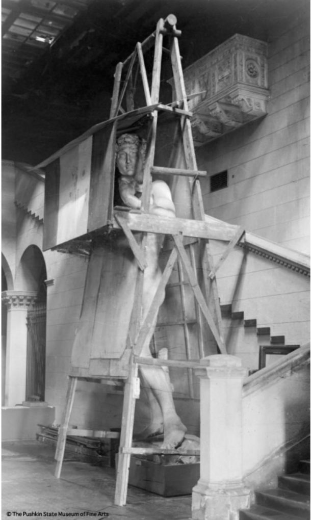大卫的石膏模型在第二次世界大战期间意大利法庭。1941年。