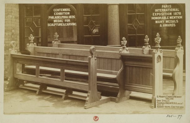 博物馆:ph.345 - 1897。橡树摊位的照片的圣玛丽教堂,Newry,由1886年哈利褶