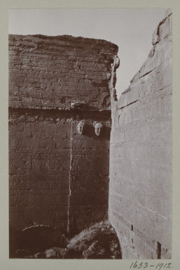 1653 - 1912年拍摄照片描绘北方的南墙荔湾区在颐和园在哈提拉,伊拉克。伊拉克