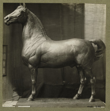 4451 - 1938的照片的雕塑贾斯汀摩根马f·g·r·罗斯