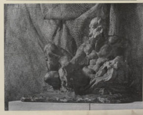 神雕像,描绘一条河。,terracotta Giambologna,渔网背景