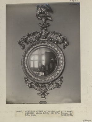 &镀金木头刻成的圆镜子,,英语;c.1810。w.85 - 1926,在1927年拍摄的。- 58047。