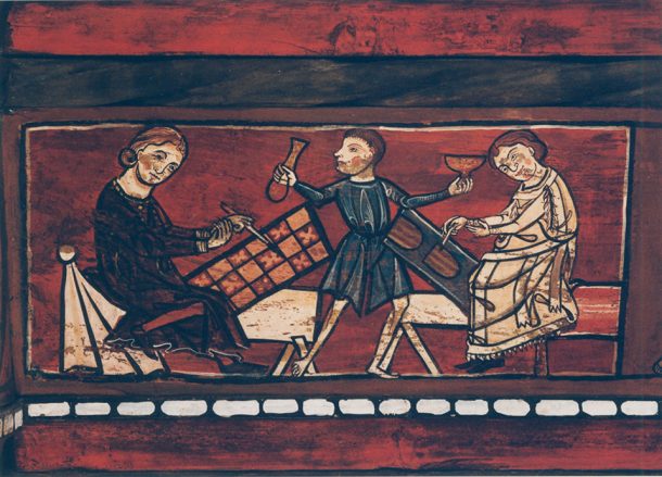 三个中世纪的人物绘画在车间