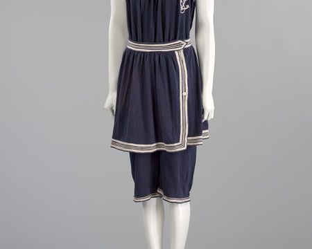 女式游泳衣，裙用海军蓝羊毛