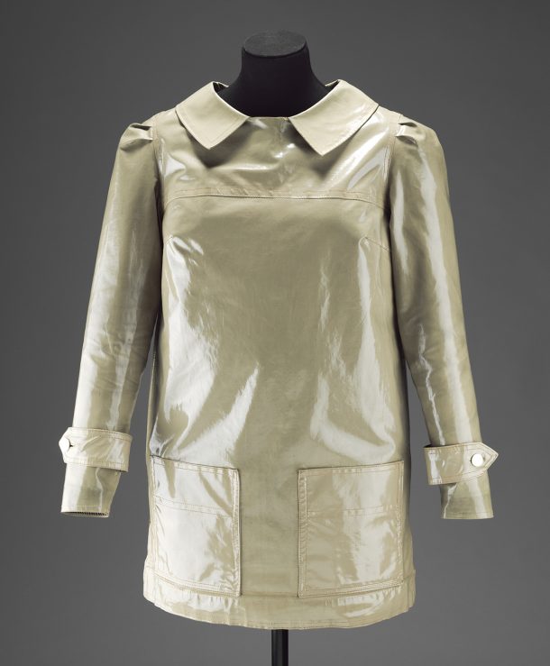 PVC雨衣,玛丽定量,1964年,英国。博物馆没有。t.3 - 2013。伦敦©维多利亚和艾伯特博物馆。